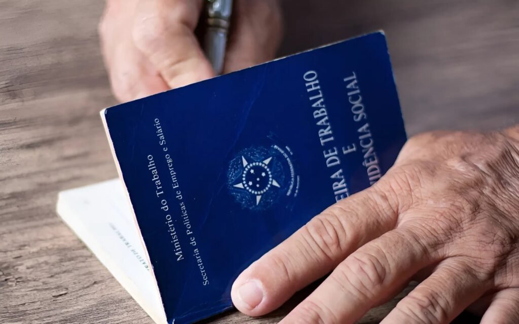 Imagem de Capa Notícia - Trabalho sem carteira assinada gera indenização