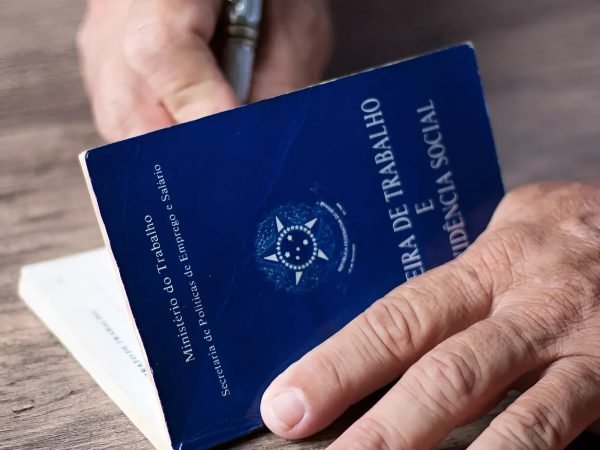 Imagem de Capa Notícia - Quais os direitos de quem não trabalha com carteira assinada